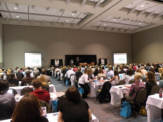 Social Slam Conference 2011 Mark Schaefer speaking